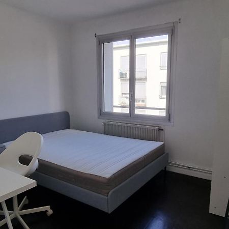 Appartement Calme 3 Chambres Avec Lit Double Wifi - Parking Facile Vandoeuvre-lès-Nancy Екстериор снимка