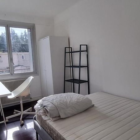 Appartement Calme 3 Chambres Avec Lit Double Wifi - Parking Facile Vandoeuvre-lès-Nancy Екстериор снимка