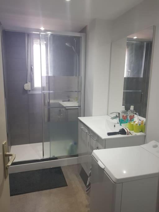Appartement Calme 3 Chambres Avec Lit Double Wifi - Parking Facile Vandoeuvre-lès-Nancy Екстериор снимка