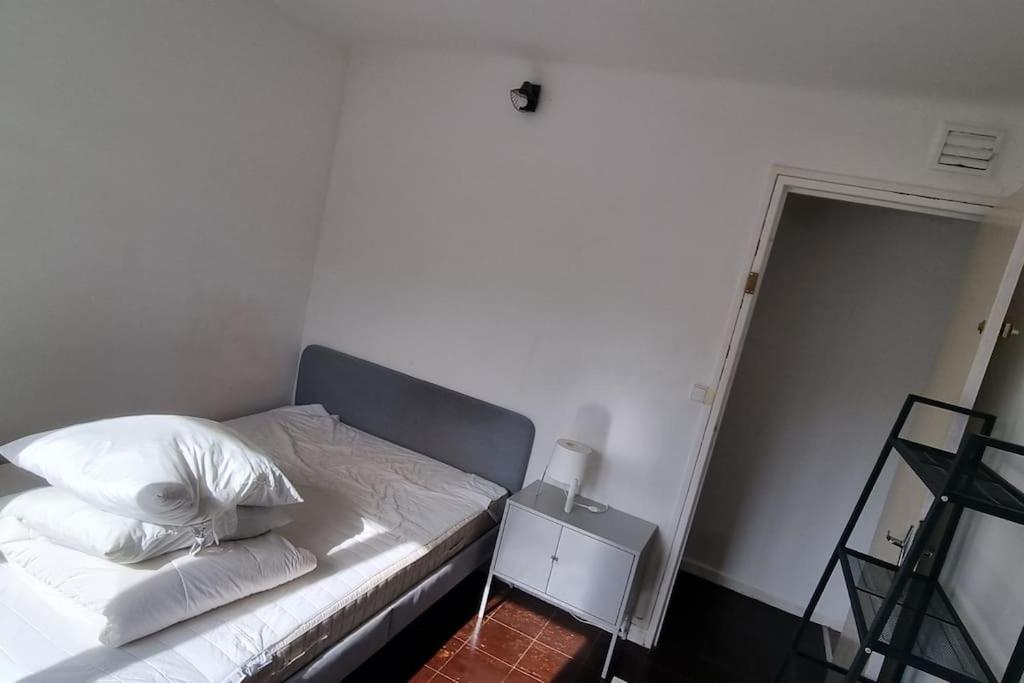 Appartement Calme 3 Chambres Avec Lit Double Wifi - Parking Facile Vandoeuvre-lès-Nancy Екстериор снимка